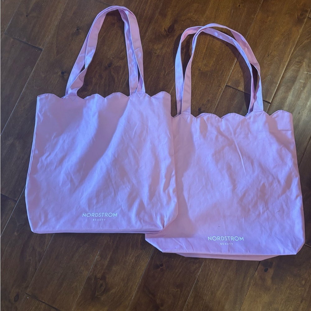 Nordstrom Light Pink Tote Bag Duo
New - never used.  Perfect for Spring & Easter